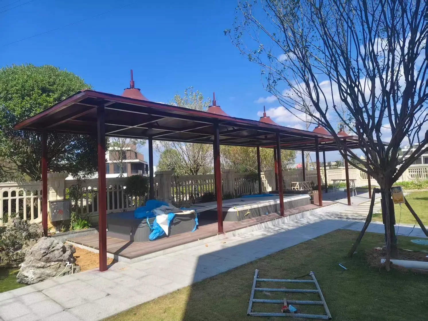 贵州盘州园区小区膜结构停车棚怎么选?本地源头工厂拆解三大坑,避开返修翻倍成本